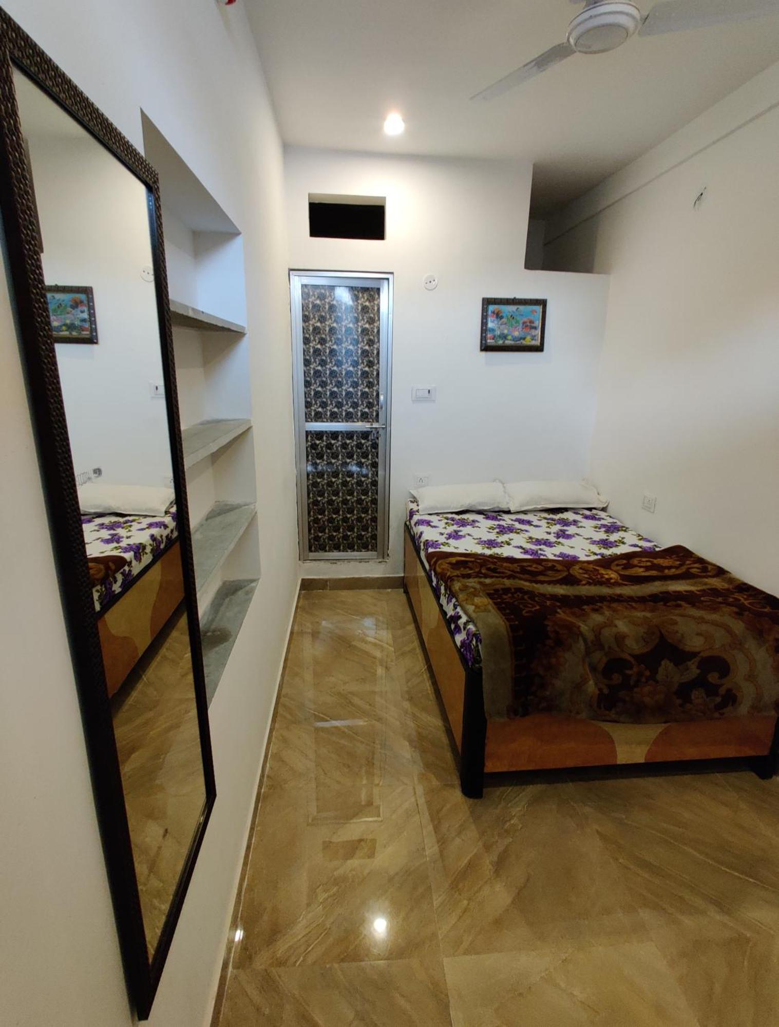 Varah Square Guest House プシュカル 部屋 写真