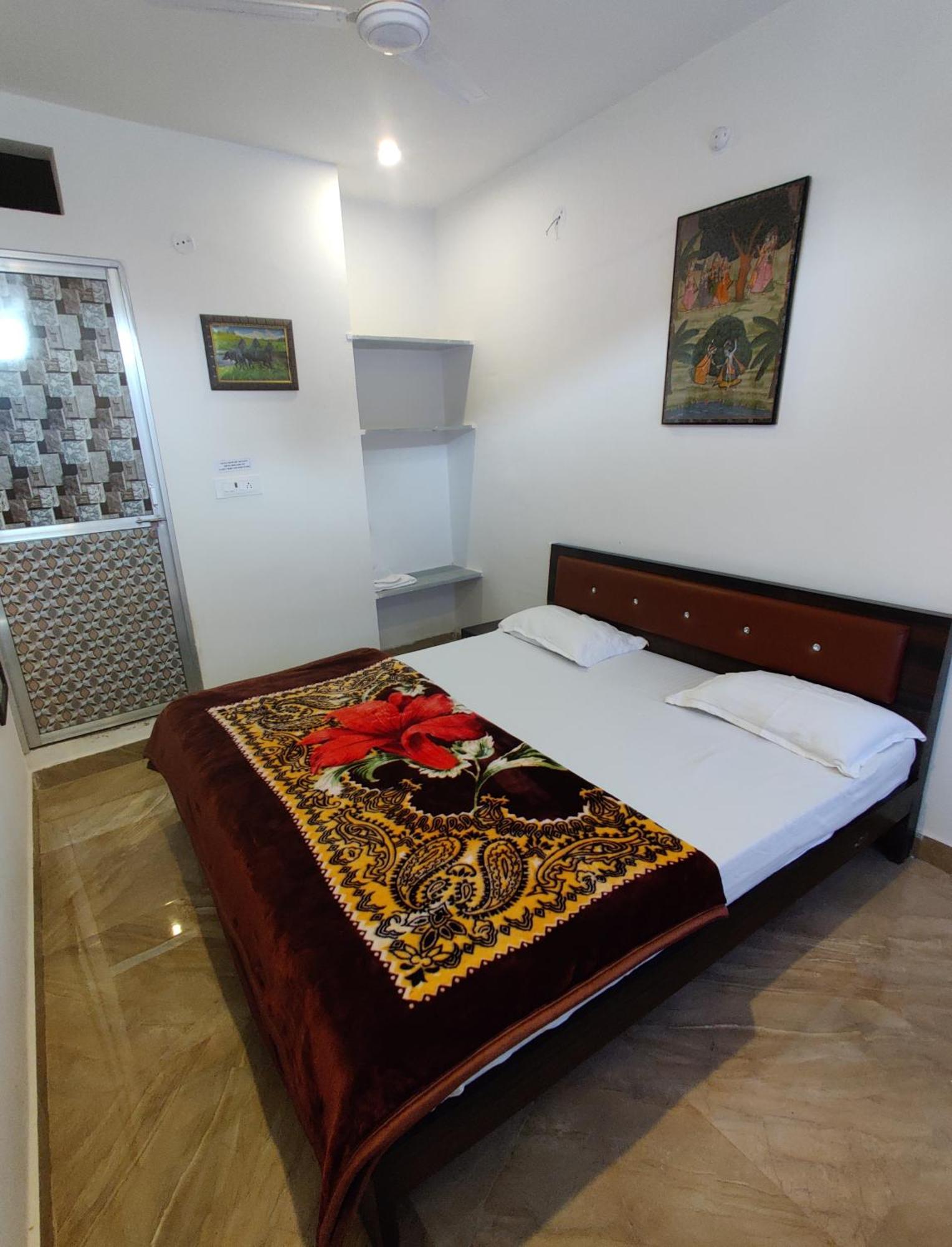Varah Square Guest House プシュカル 部屋 写真