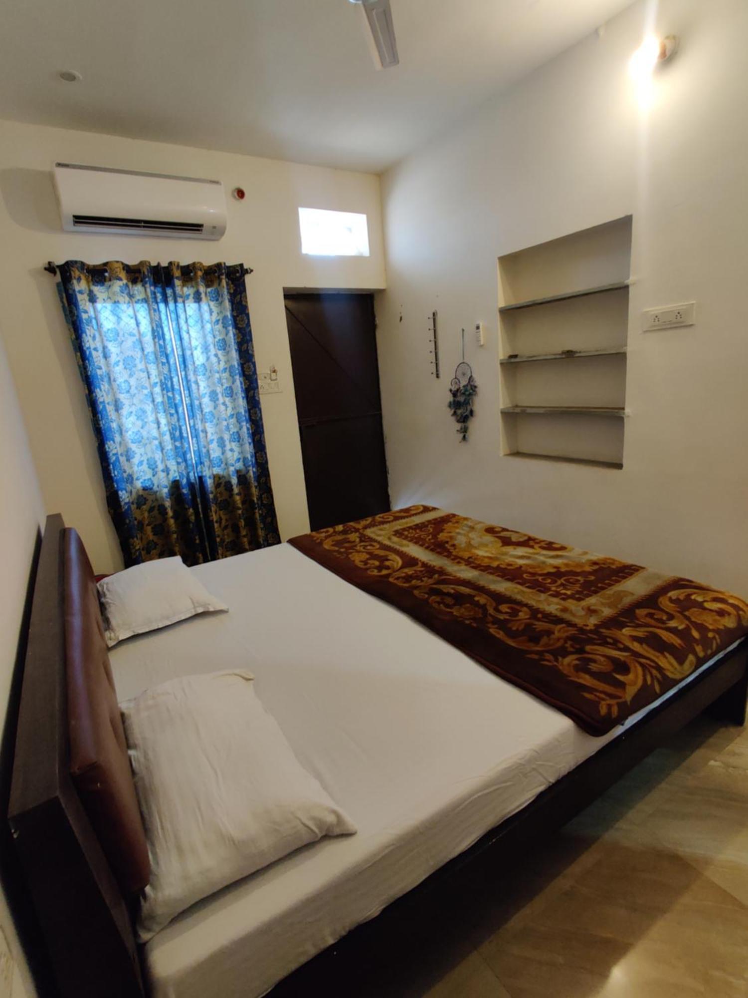 Varah Square Guest House プシュカル エクステリア 写真